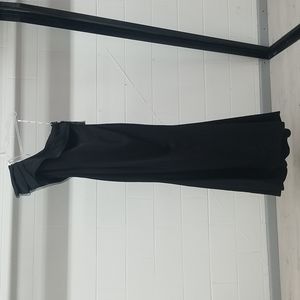 Size 6 Black One Shoulder Gown